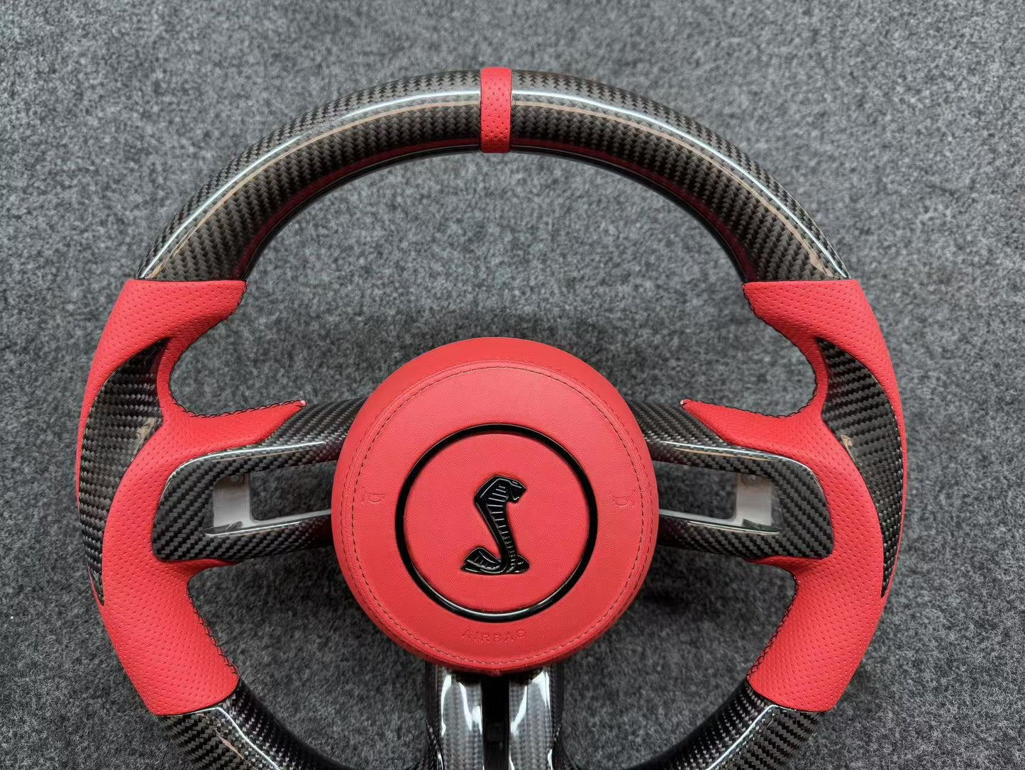 Mustang Yeae 2015-2023 Years Carbon Fiber Steering Wheel Modified GT Model Viper Black Label